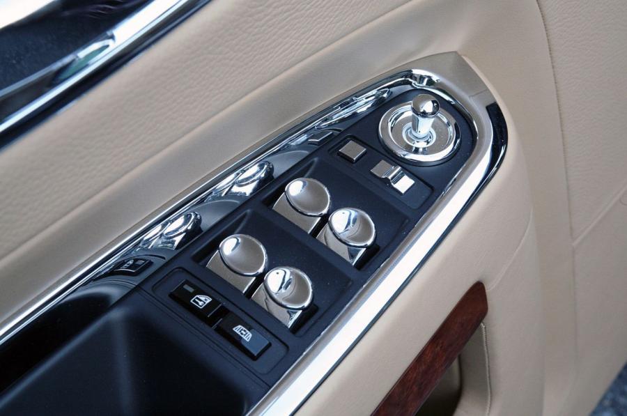  Rolls-Royce Ghost 2009 года  (фото 61 из 106)